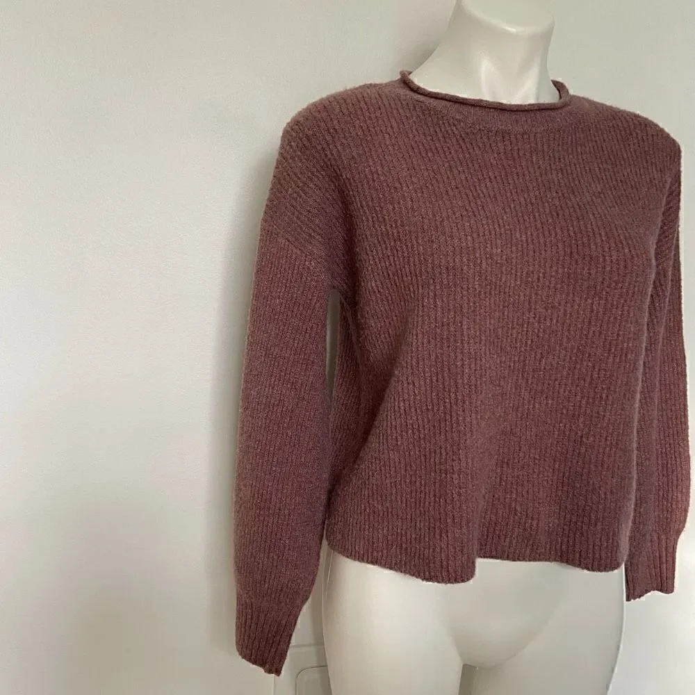 Pink Rose Ribbed Puff sleeve fuzzy mauve sweater
